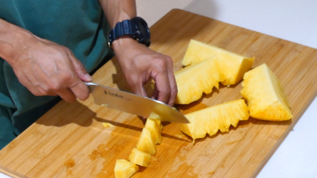 食べやすいサイズにカット